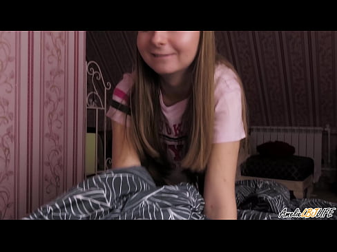 ❤️ Blondie thith thellë BFF-në e saj dhe merr spermë në gojën e saj Video e ndyrë në pornografi sq.pornburst.ru ️❤